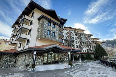 Родопска приказка - Чепеларе, Орфееви скали и Бачковски манастир